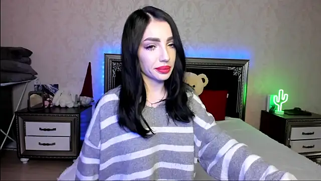 NancyLovee  online show from 17, 2, 2025