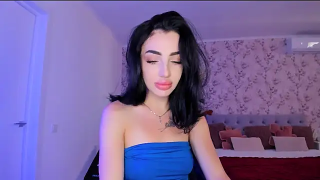 NancyLovee  online show from 25, 7, 2026