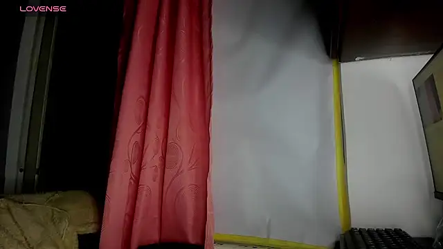 Snapshot of Nenita_Hot_ chatting on 15, 10, 2025 Nenita Hot online show from 15, 10, 2025