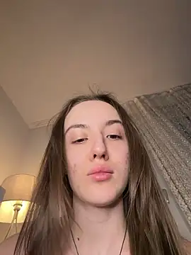 Snapshot of EmilyWi_ chatting on 25, 2, 2026 EmilyWi online show from 25, 2, 2026