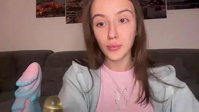 EmilyWi  online show from 28, 3, 2026