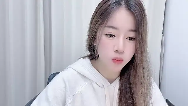 Snapshot of chloe-01 chatting on 27, 12, 2024 chloe-01 online show from 27, 12, 2024