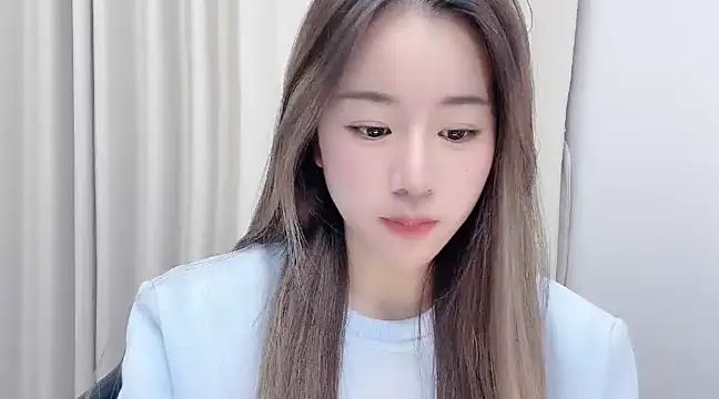 Snapshot of chloe-01 chatting on 10, 1, 2025 chloe-01 online show from 10, 1, 2025