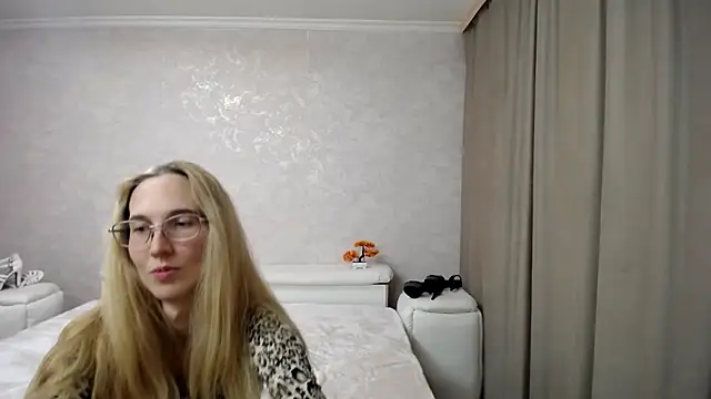 KlaryBrait online show from 17, 12, 2025