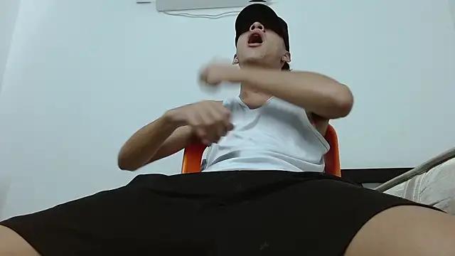 Macho Dom online show from 8, 3, 2026