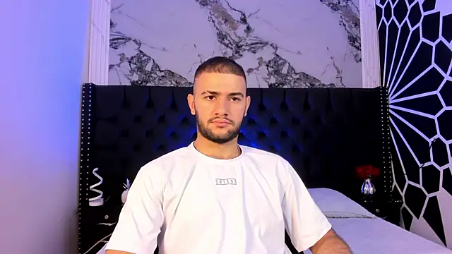 MaximusDick1  online show from 12, 4, 2026