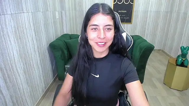 Snapshot of Bela_t_ chatting on 9, 12, 2024 Bela t online show from 9, 12, 2024