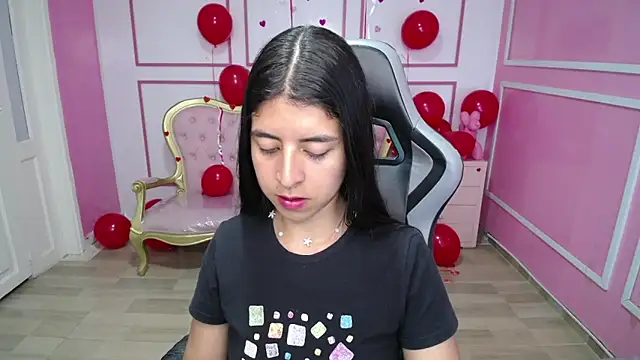 Snapshot of Bela_t_ chatting on 25, 2, 2025 Bela t online show from 25, 2, 2025