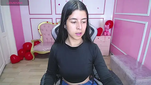 Snapshot of Bela_t_ chatting on 3, 3, 2025 Bela t online show from 3, 3, 2025