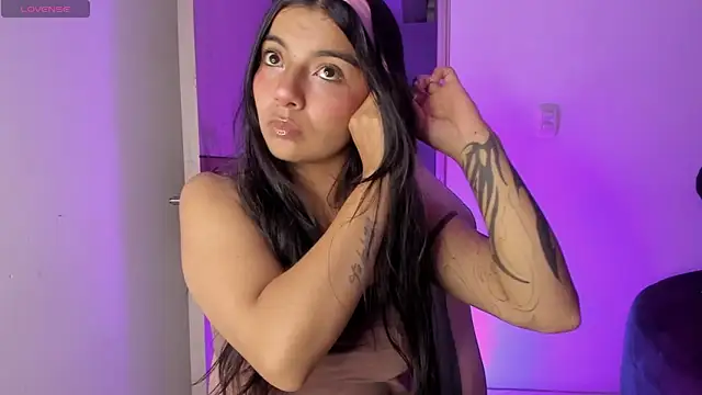 Snapshot of sofi_soft_ chatting on 22, 5, 2026 sofi soft online show from 22, 5, 2026