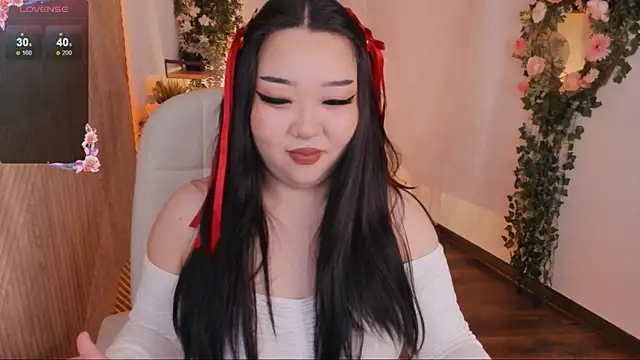 Snapshot of mei_honey_ chatting on 17, 12, 2024 mei honey  online show from 17, 12, 2024