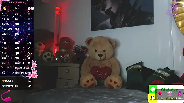 Snapshot of EvelynAisha chatting on 20, 2, 2025 EvelynAisha online show from 20, 2, 2025