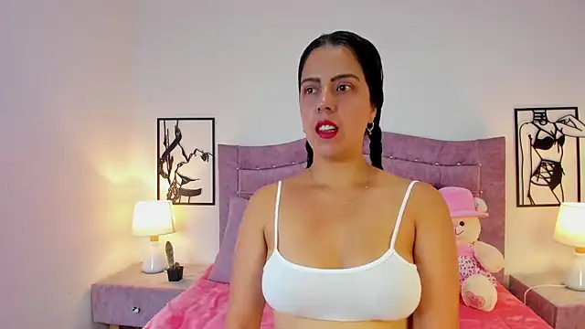 LunaSmitt online show from 25, 9, 2025