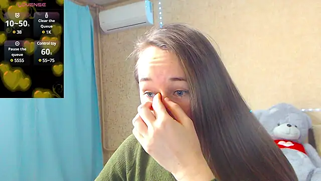 Snapshot of --Model--2 chatting on 7, 2, 2025 --Model--2 online show from 7, 2, 2025