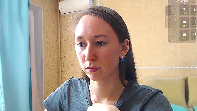 Snapshot of --Model--2 chatting on 22, 3, 2025 --Model--2 online show from 22, 3, 2025