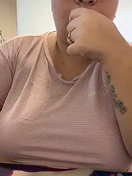 carola hotwife online show from 8, 6, 2026