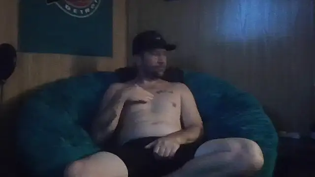 Snapshot of Edward_LongCock chatting on 10, 11, 2025 Edward LongCock online show from 10, 11, 2025