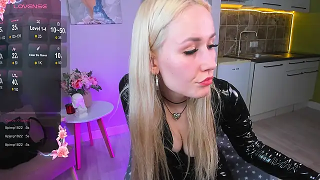 Bunny  of love online show from 5, 3, 2025