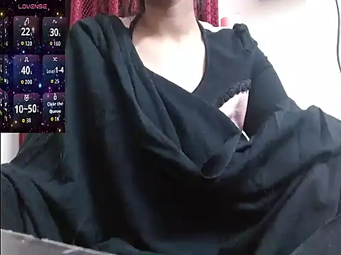 Snapshot of Reika_01 chatting on 19, 12, 2025 Reika 01 online show from 19, 12, 2025