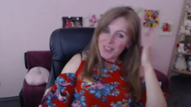 Hot Milady online show from 19, 6, 2026