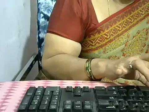 Snapshot of Naughty_Nityaa chatting on 20, 1, 2025 Naughty Nityaa online show from 20, 1, 2025