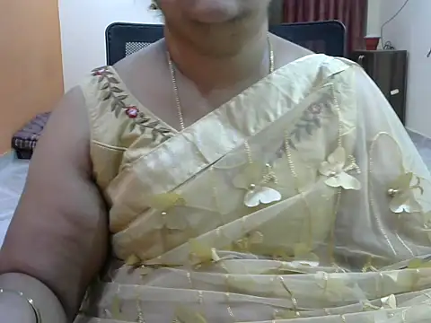 Snapshot of Naughty_Nityaa chatting on 8, 2, 2025 Naughty Nityaa online show from 8, 2, 2025