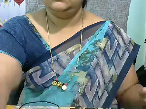 Snapshot of Naughty_Nityaa chatting on 8, 3, 2025 Naughty Nityaa online show from 8, 3, 2025