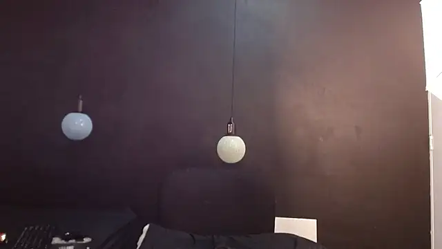 Snapshot of brendamaz chatting on 2, 2, 2025 brendamaz online show from 2, 2, 2025