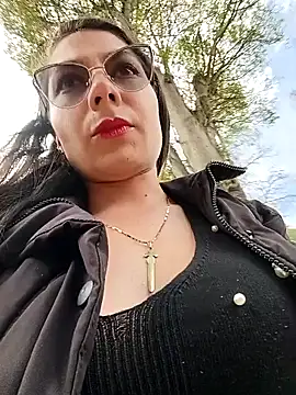 Snapshot of VALERY-03_ chatting on 29, 4, 2026 VALERY-03 online show from 29, 4, 2026
