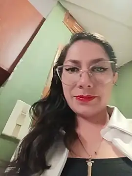 Snapshot of VALERY-03_ chatting on 15, 5, 2026 VALERY-03 online show from 15, 5, 2026