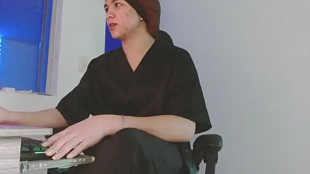 giuliana andrade online show from 3, 7, 2026