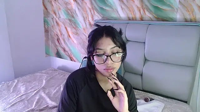 AmberJeong online show from 28, 2, 2025