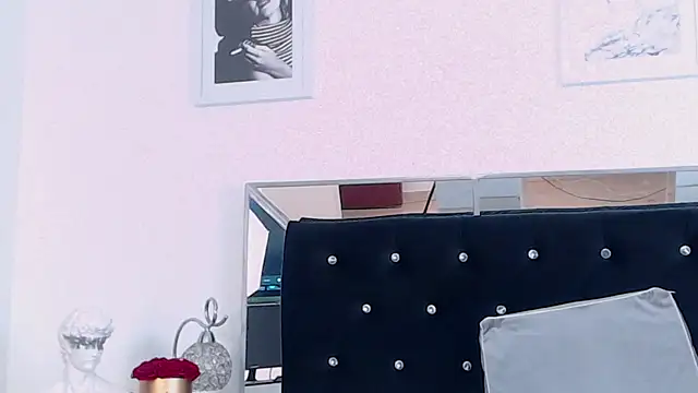 Snapshot of ZikaruRichie chatting on 9, 1, 2025 ZikaruRichie online show from 9, 1, 2025