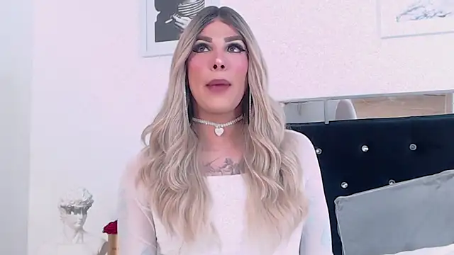 Snapshot of ZikaruRichie chatting on 10, 2, 2025 ZikaruRichie online show from 10, 2, 2025