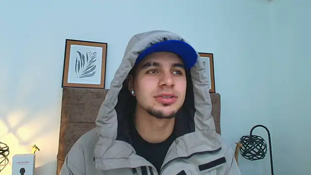 Amadeo Wild online show from 12, 2, 2025