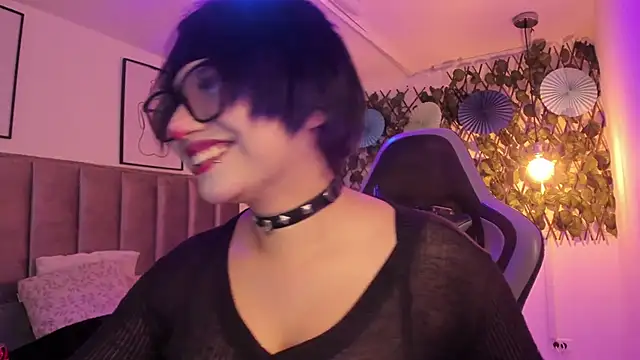 Kitty Gang online show from 18, 4, 2026