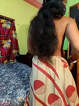 Snapshot of indiancouple09 chatting on 19, 4, 2026 indiancouple09 online show from 19, 4, 2026