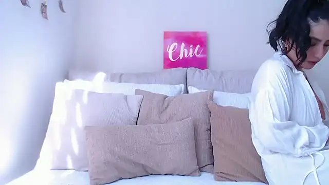 Snapshot of Gia_Ferh chatting on 20, 12, 2025 Gia Ferh online show from 20, 12, 2025