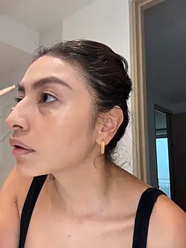 Snapshot of Gia_Ferh chatting on 1, 2, 2026 Gia Ferh online show from 1, 2, 2026