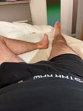 Snapshot of mrniceguy198 chatting on 6, 10, 2025 mrniceguy198 online show from 6, 10, 2025