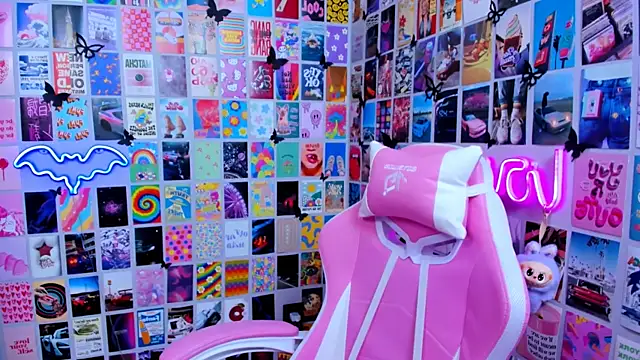 Snapshot of MiaMilas chatting on 17, 2, 2026 MiaMilas online show from 17, 2, 2026