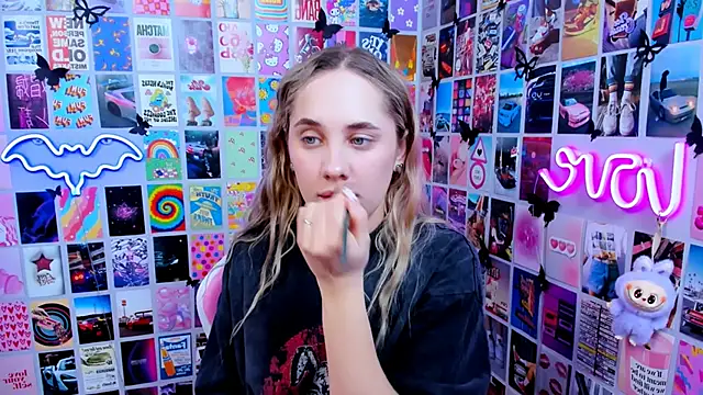 Snapshot of MiaMilas chatting on 26, 2, 2026 MiaMilas online show from 26, 2, 2026