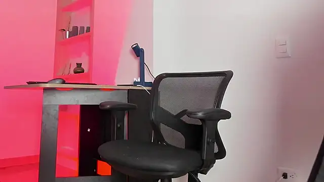 Snapshot of pablo-rincon95 chatting on 20, 2, 2025 pablo-rincon95 online show from 20, 2, 2025