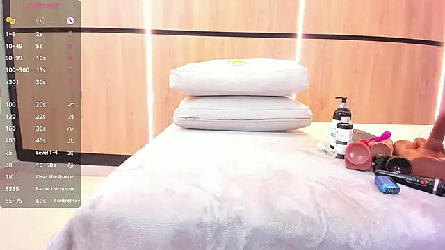 adela chase online show from 13, 9, 2025