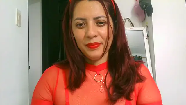 Anne kis online show from 31, 10, 2025