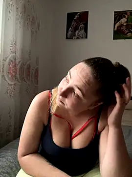 Snapshot of Joannakiss chatting on 13, 11, 2025 Joannakiss online show from 13, 11, 2025