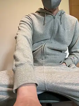 yukiya0721 online show from 19, 4, 2026