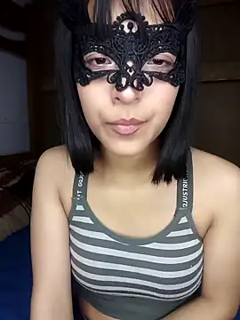 Snapshot of PequeArely chatting on 4, 1, 2025 PequeArely online show from 4, 1, 2025