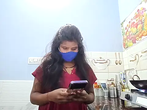 Snapshot of Muktha chatting on 1, 2, 2025 Muktha online show from 1, 2, 2025