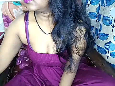Snapshot of Muktha chatting on 27, 2, 2025 Muktha online show from 27, 2, 2025